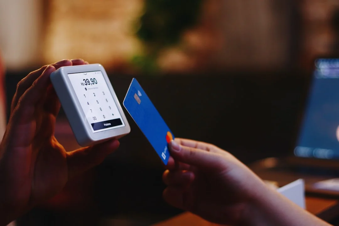 Retail & E-Commerce