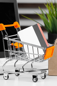 Retail & E-commerce